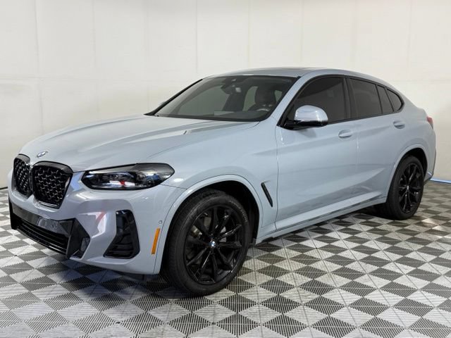 Used 2025 BMW X4 xDrive30i w/ Premium Package AWD/4WD image 2