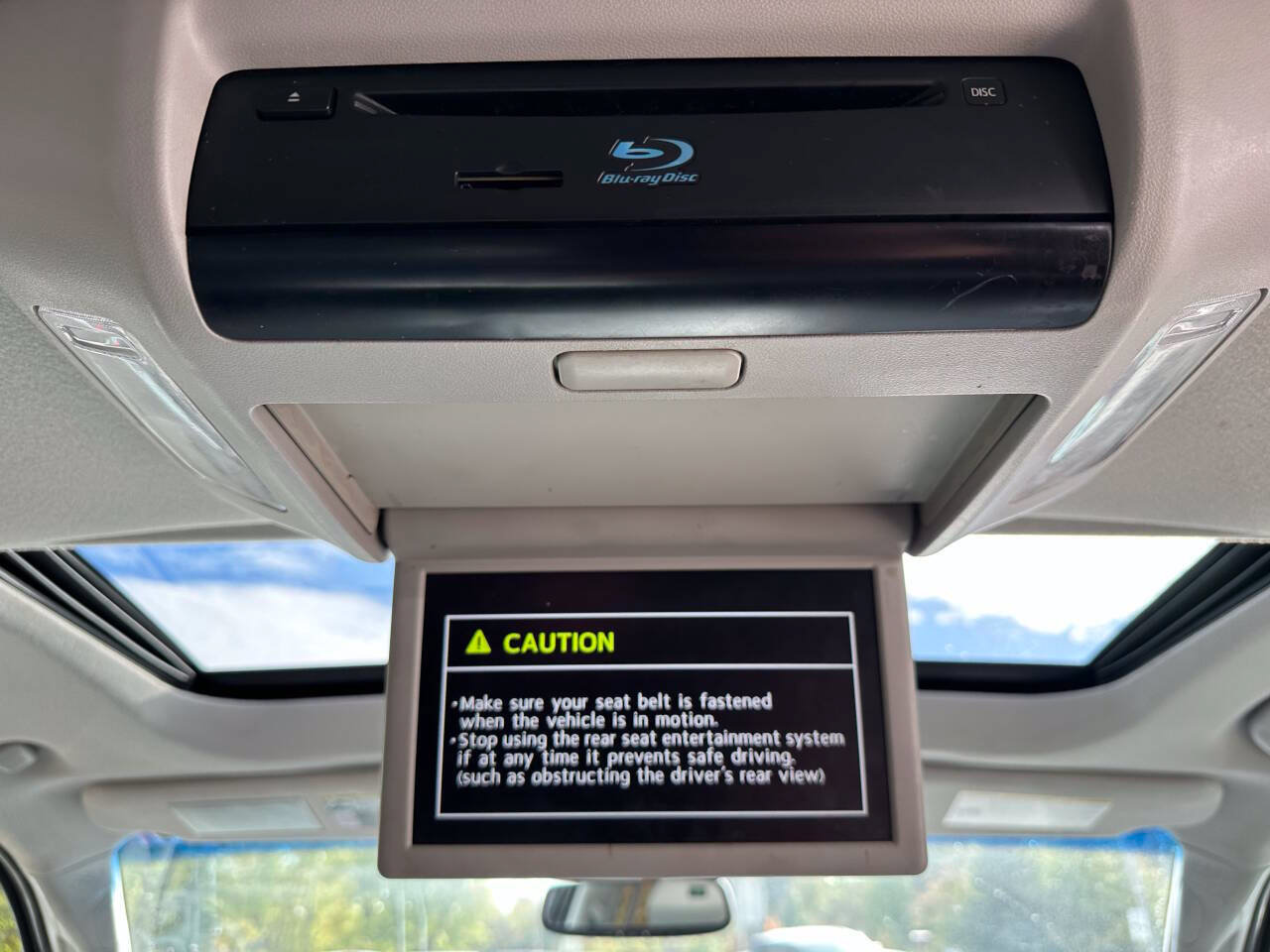 Used 2013 Toyota Sequoia Limited AWD/4WD image 30