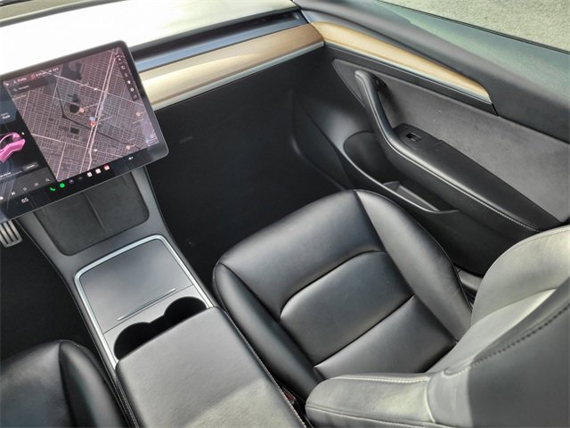 Used 2021 Tesla Model 3 Performance image 13