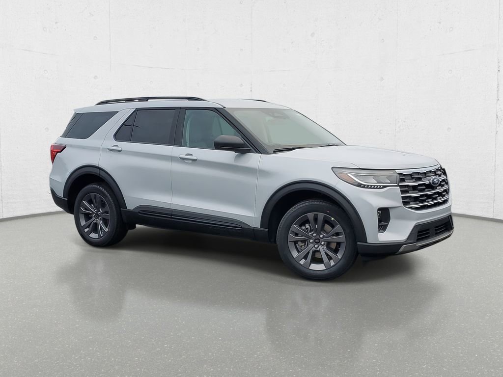 New 2026 Ford Explorer Active w/ Active Comfort Package image 2