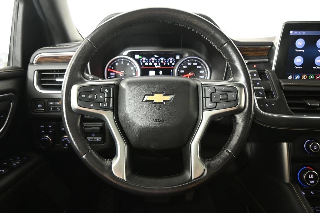 Used 2021 Chevrolet Suburban Premier w/ Premium Package AWD/4WD image 36