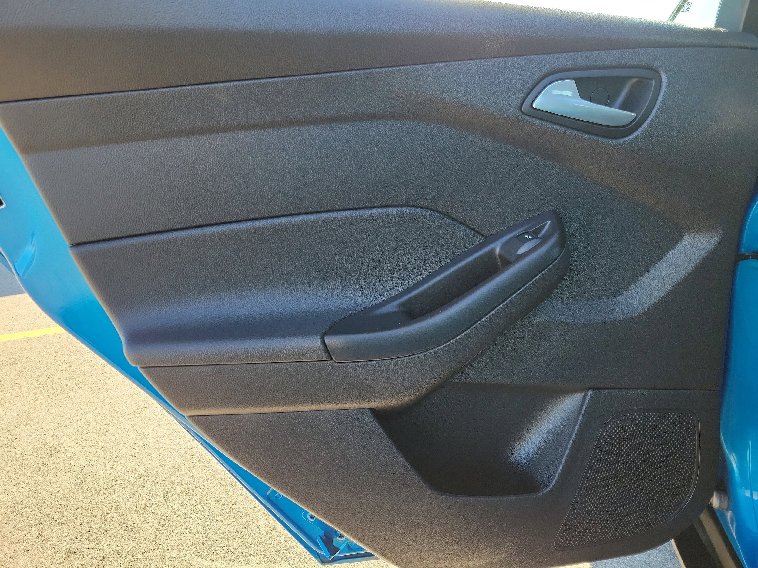 Used 2012 Ford Focus SE FWD image 8