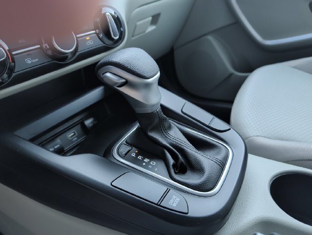 Used 2025 Kia Soul LX FWD image 21