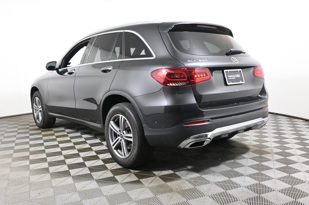 Used 2022 Mercedes-Benz GLC 300 4MATIC image 5