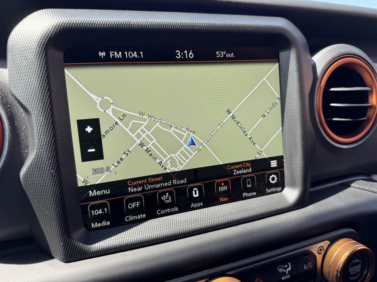 Used 2023 Jeep Gladiator Mojave w/ Cold Weather Group AWD/4WD image 13