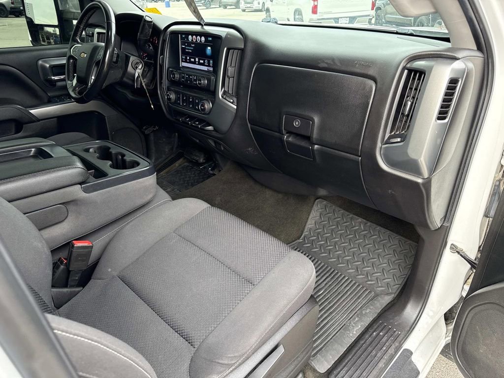 Used 2018 Chevrolet Silverado 1500 LT w/ Trailering Package AWD/4WD image 25
