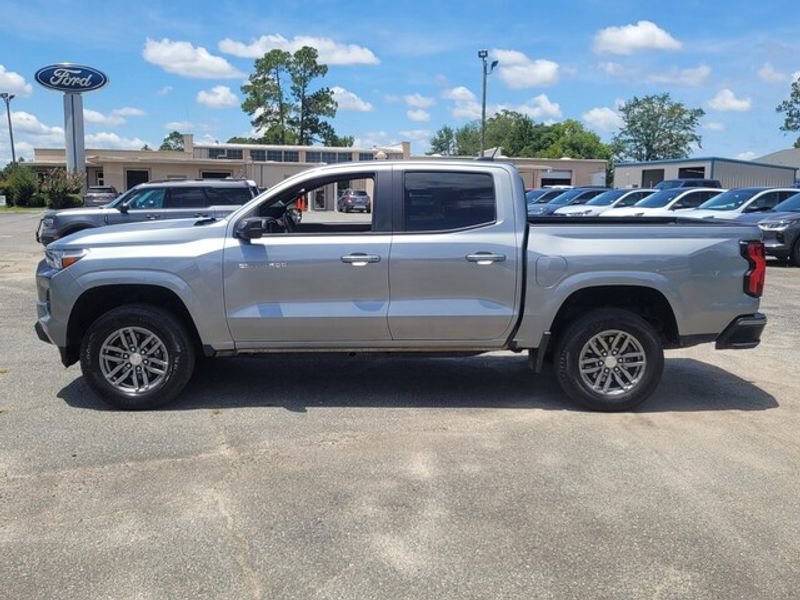 Used 2023 Chevrolet Colorado LT w/ LT Convenience Package II image 5