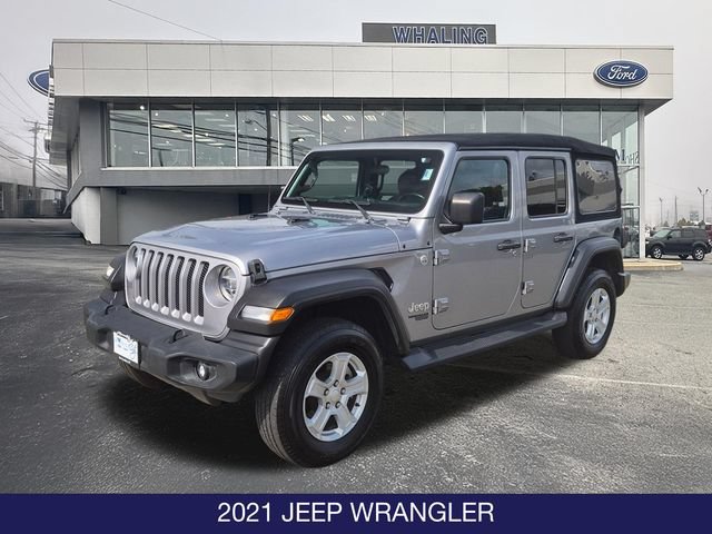Used 2021 Jeep Wrangler Unlimited Sport AWD/4WD image 3