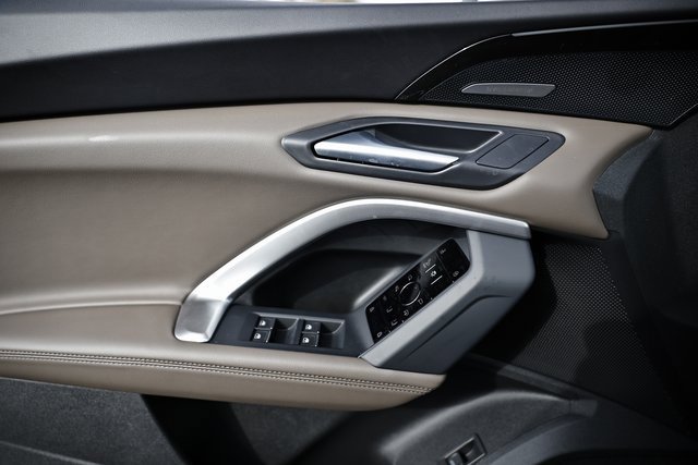 New 2025 Audi Q5 Premium Plus image 16