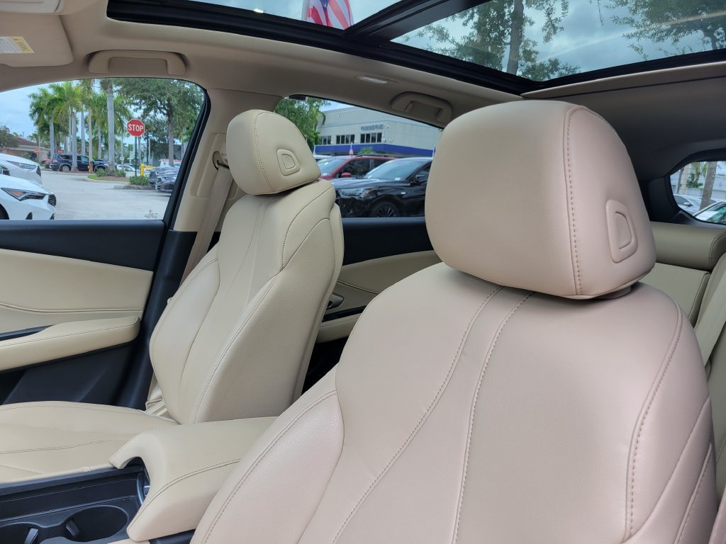Used 2024 Acura RDX SH-AWD image 17
