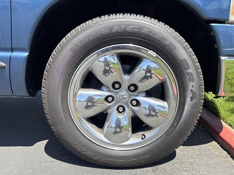 Used 2002 Dodge Ram 1500 Truck 2WD Quad Cab image 15
