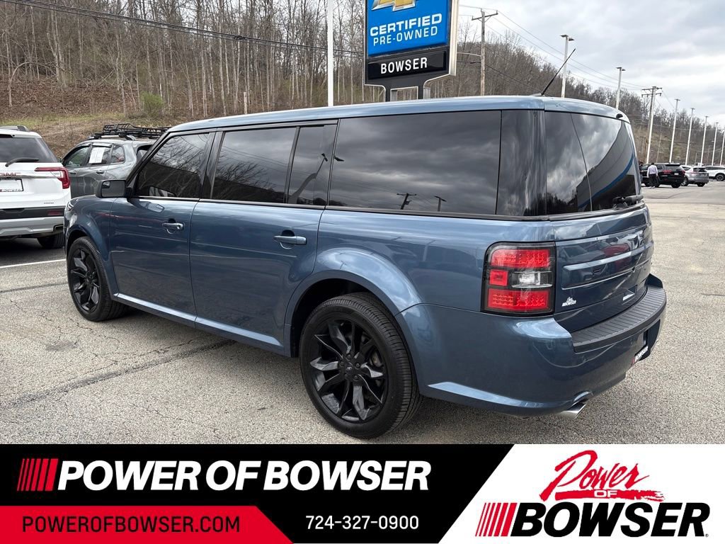 Used 2018 Ford Flex SE image 3