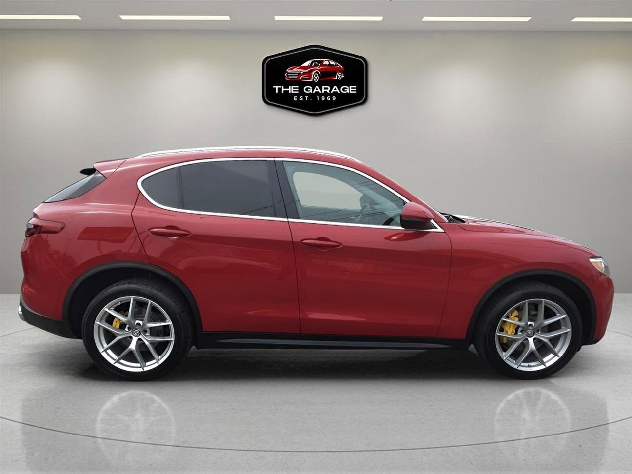Used 2018 Alfa Romeo Stelvio Ti AWD/4WD image 7