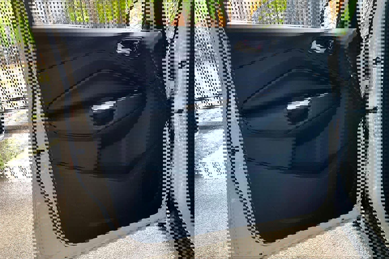 Used 2015 Ford C-MAX Energi SEL w/ Equipment Group 303A image 21