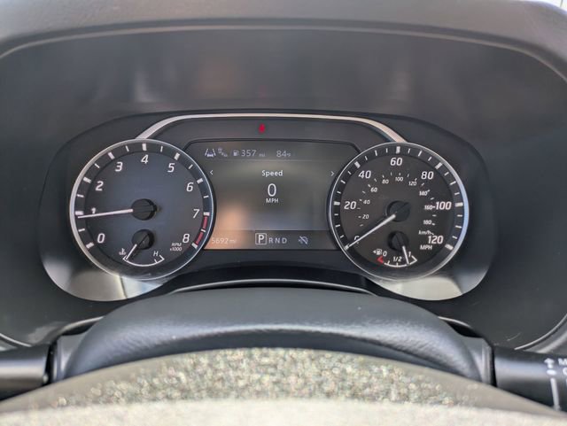 Certified 2025 Nissan Frontier SV RWD image 4
