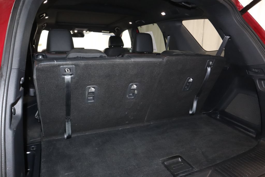 Used 2025 Honda Pilot TrailSport image 18