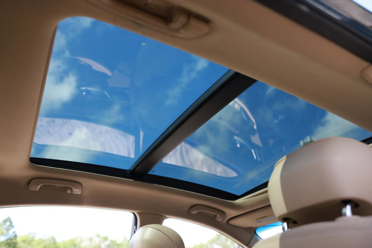 Used 2015 Hyundai Genesis 3.8 w/ Option Group 04 image 22