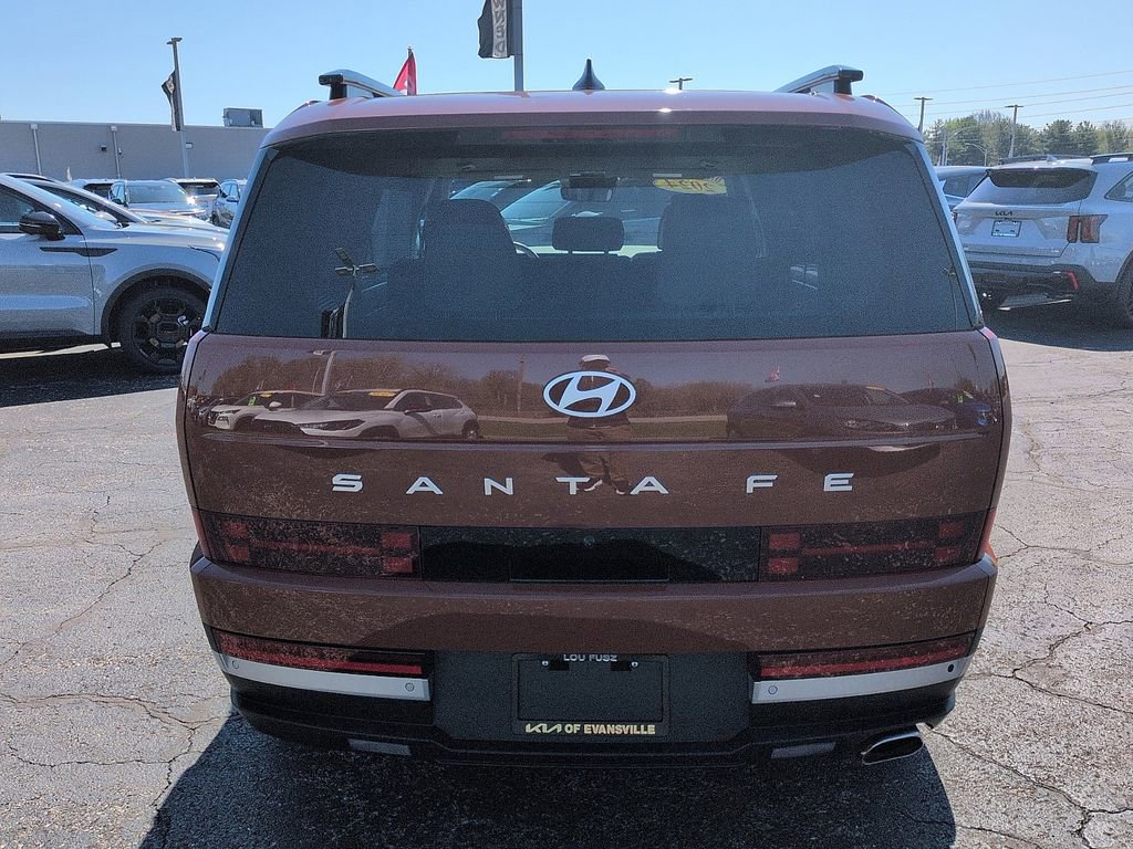 Used 2024 Hyundai Santa Fe Limited FWD image 6