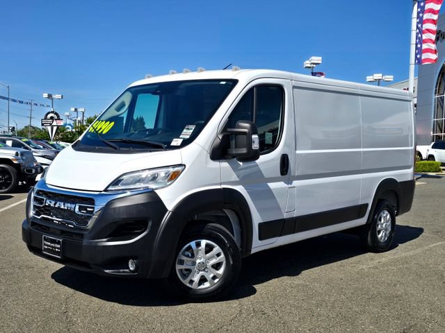 Used 2025 RAM ProMaster 2500 w/ Quick Order Package 22G SLT FWD image 2