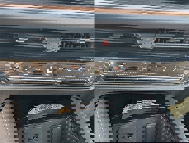 New 2025 Buick Envision Sport Touring image 13