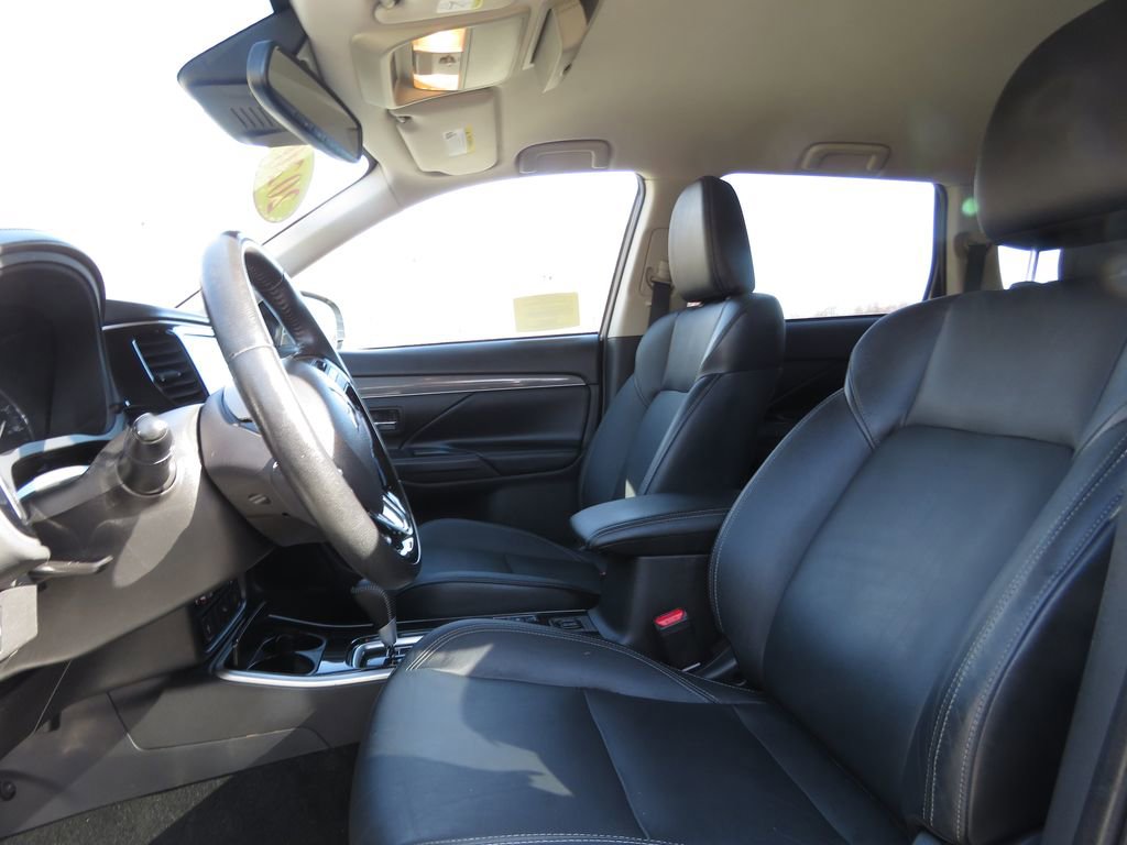 Used 2020 Mitsubishi Outlander SEL image 10