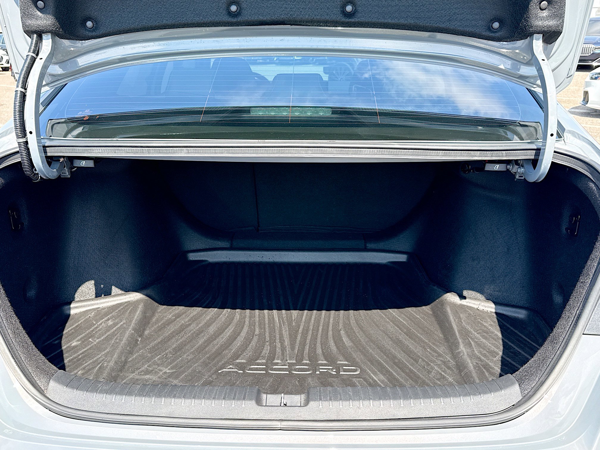 Used 2023 Honda Accord Touring image 10