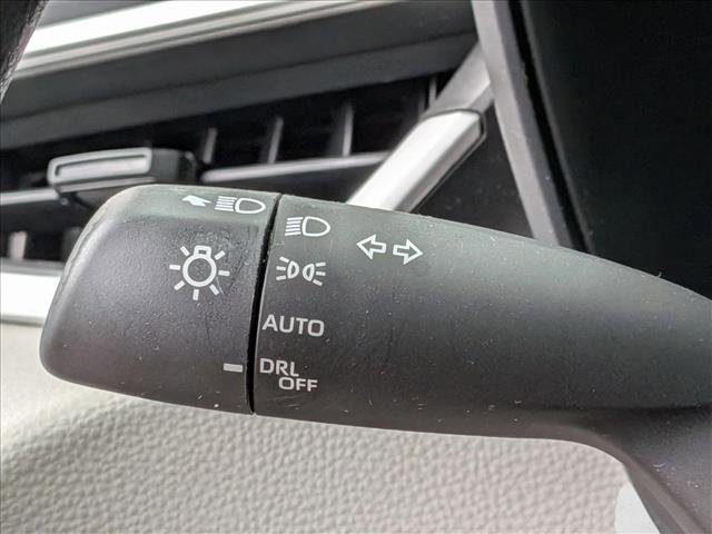 Used 2025 Toyota Corolla LE image 9