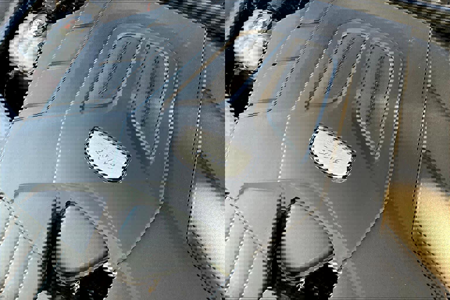 Used 2023 Porsche Cayenne image 33