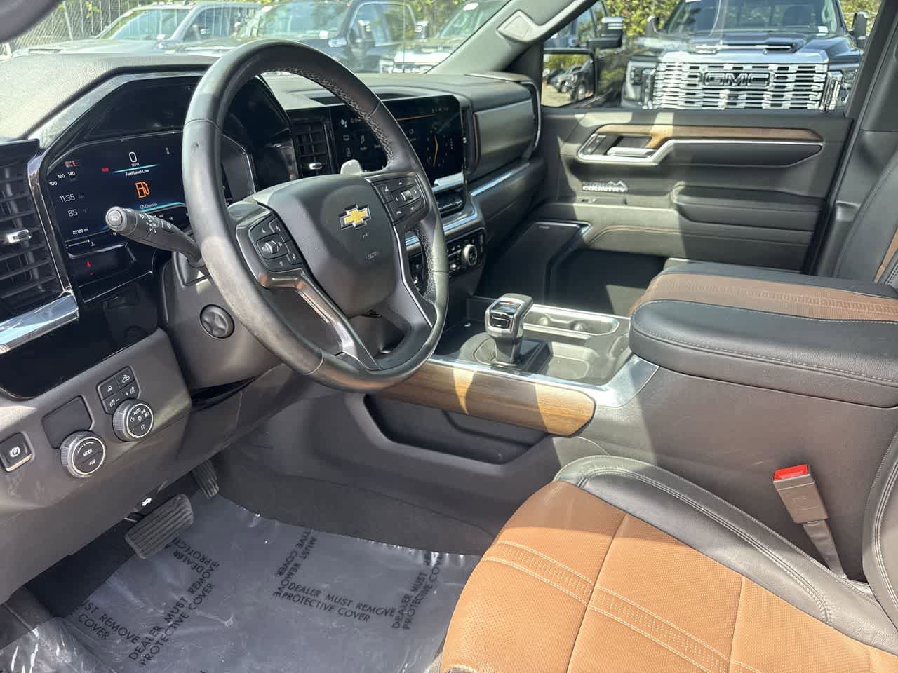 Used 2024 Chevrolet Silverado 1500 High Country RWD image 13