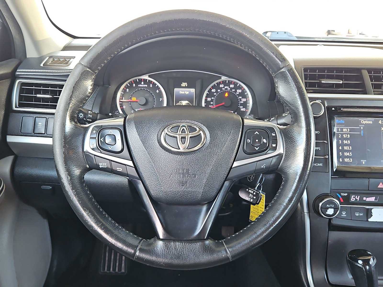 Used 2015 Toyota Camry XSE FWD image 21