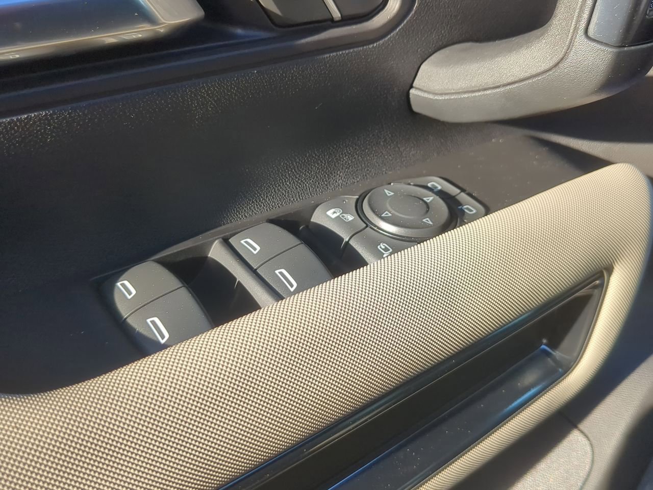 Used 2026 GMC Hummer EV SUV image 23