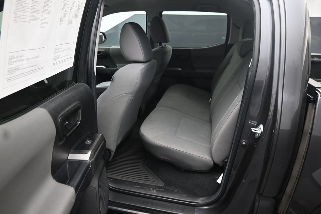 Used 2023 Toyota Tacoma SR5 AWD/4WD image 21