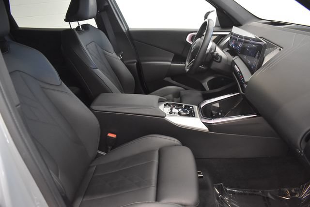 Used 2025 BMW X3 xDrive30i AWD/4WD image 19