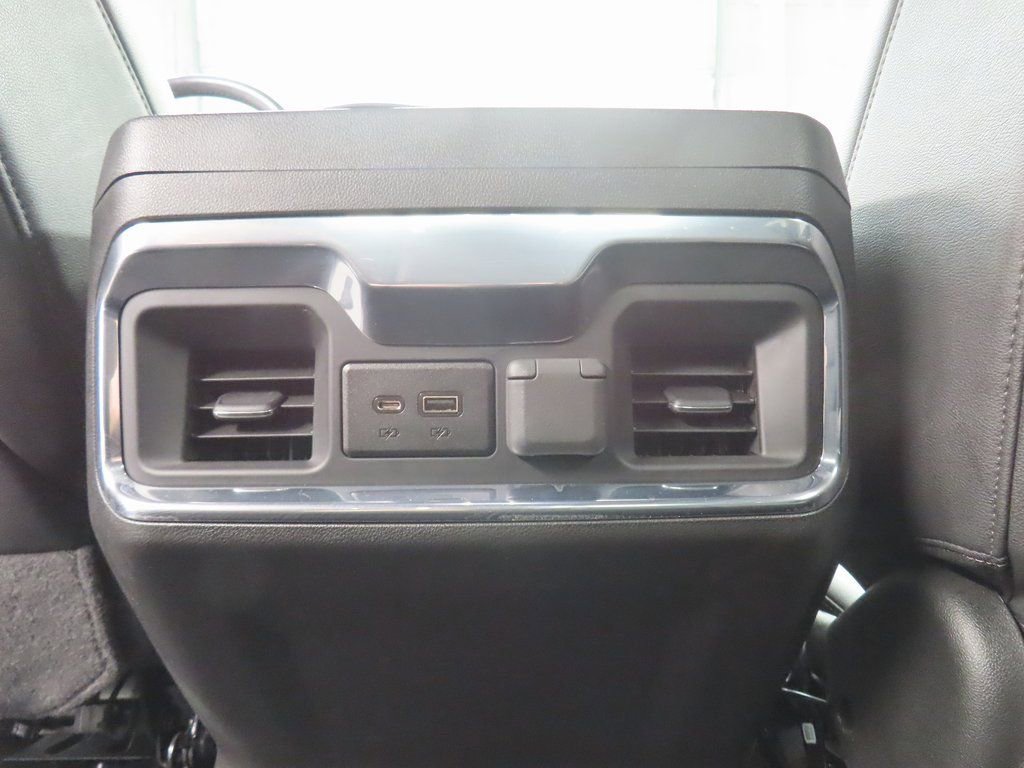 Used 2022 GMC Sierra 2500 SLT w/ SLT Convenience Package image 11