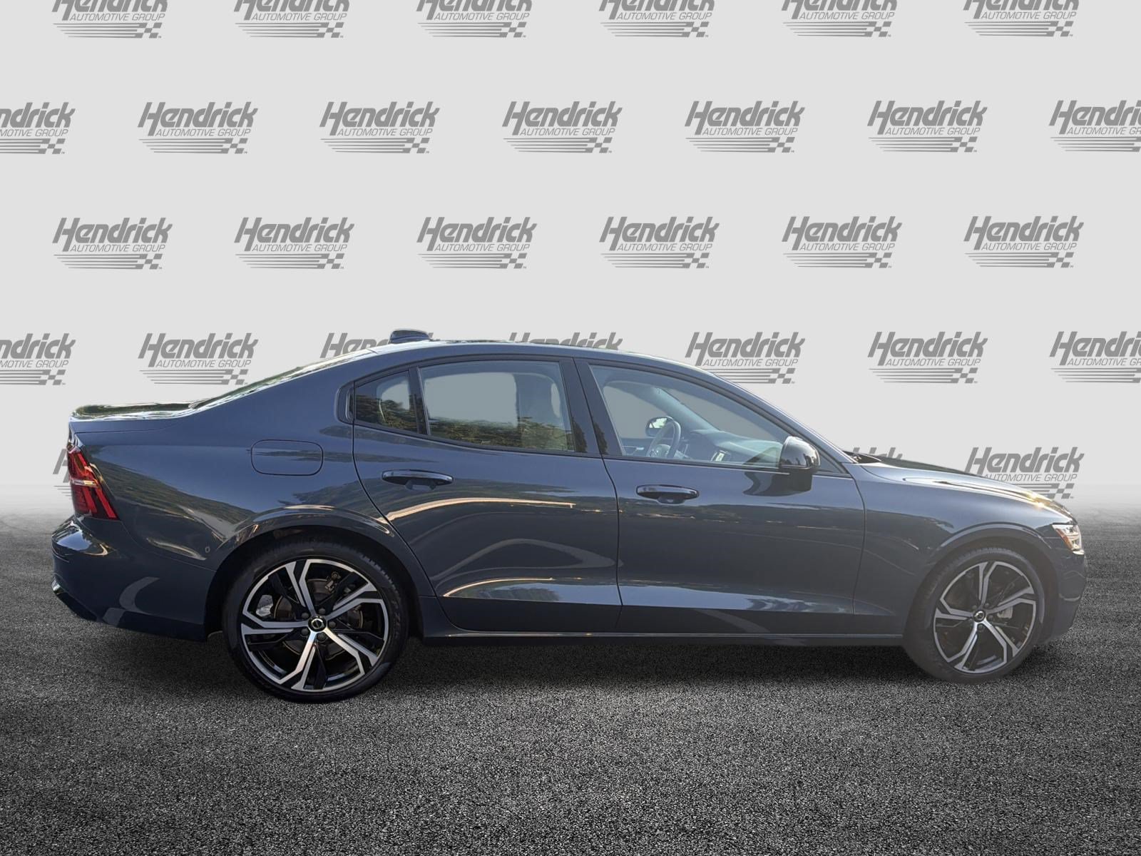 Used 2024 Volvo S60 B5 Core w/ Climate Package AWD/4WD image 11