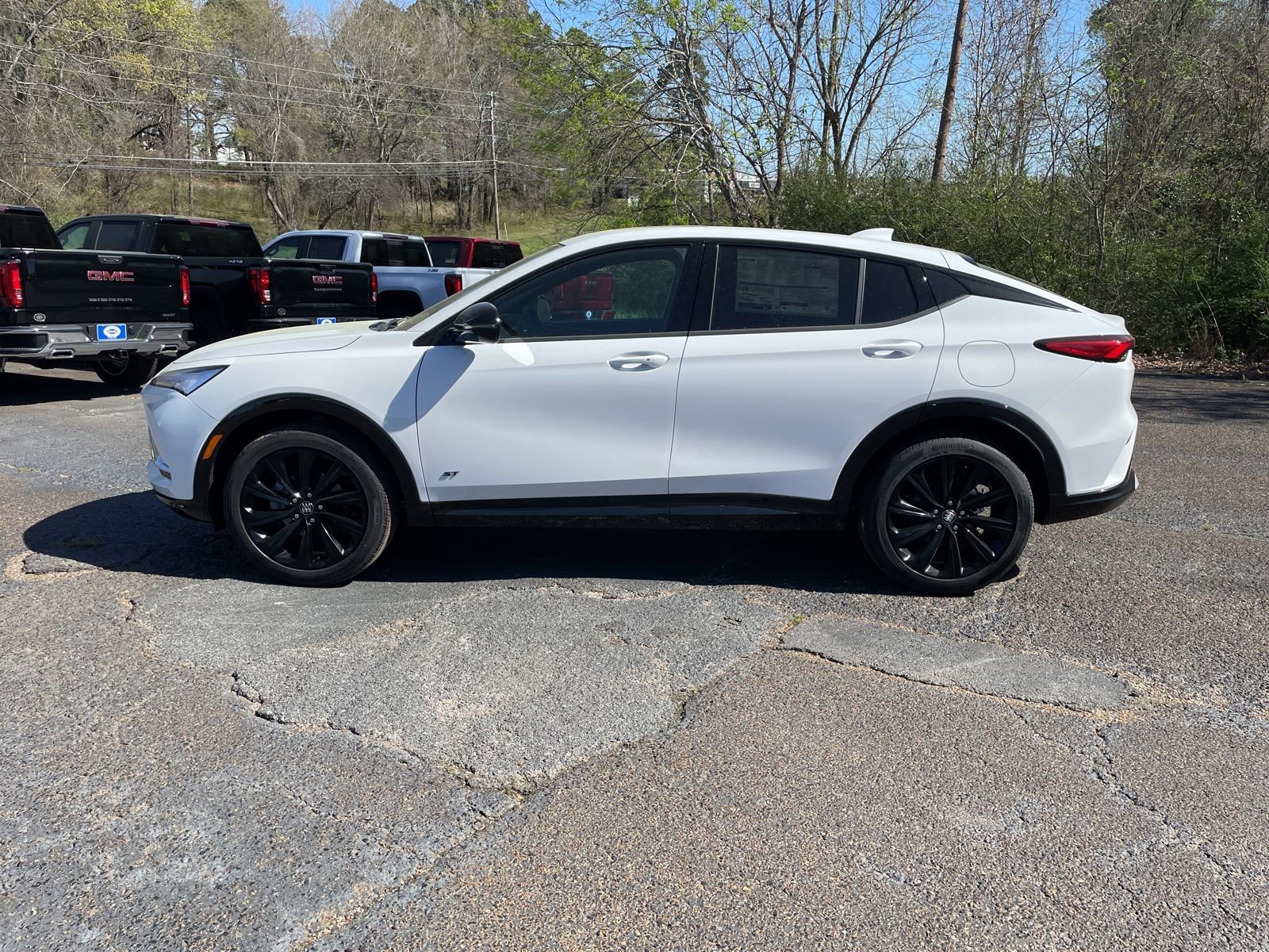 New 2026 Buick Envista Sport Touring w/ Convenience I Package FWD image 2