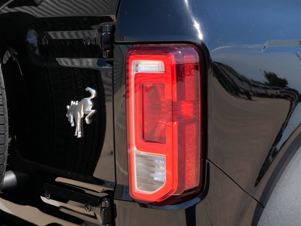 New 2026 Ford Bronco 4-Door AWD/4WD image 9