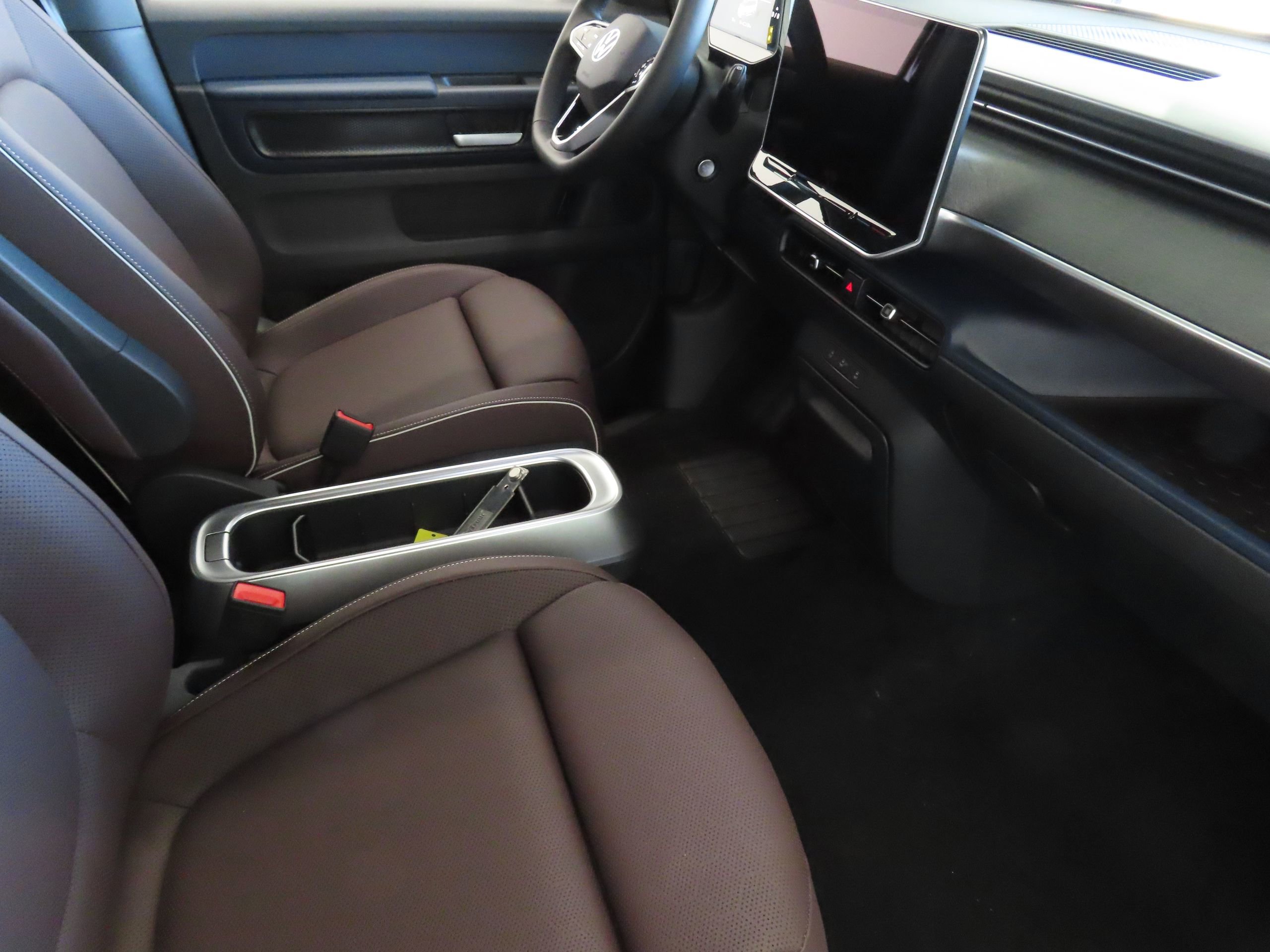 New 2025 Volkswagen ID. Buzz Pro S image 27