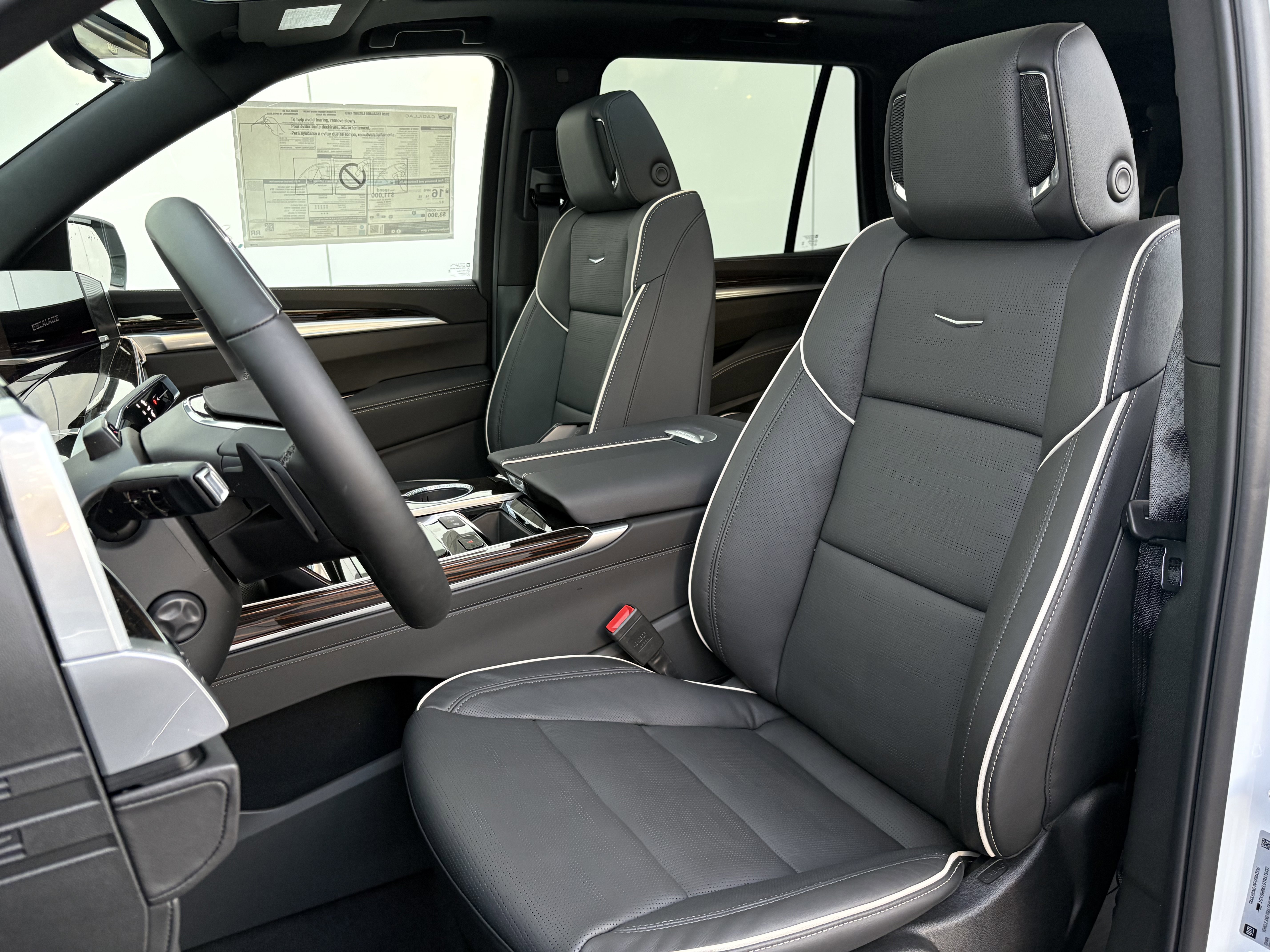 New 2026 Cadillac Escalade Luxury image 12