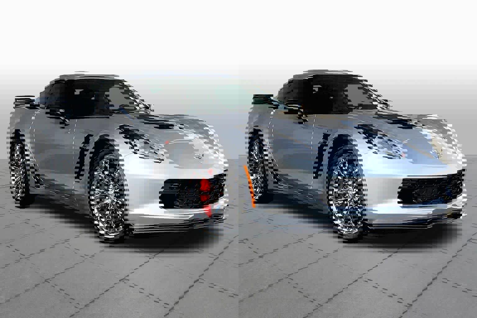 Used 2016 Chevrolet Corvette Z06 w/ 3LZ Preferred Equipment Group image 3