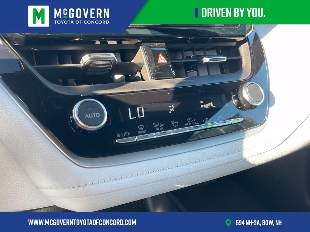 Used 2025 Toyota Corolla SE FWD image 20