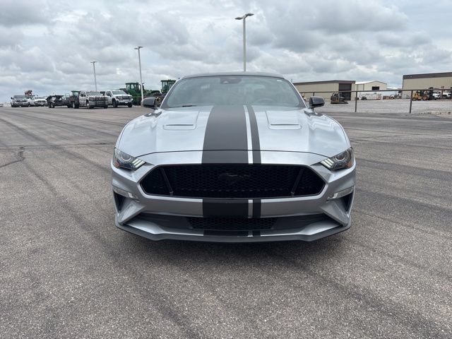Used 2022 Ford Mustang GT Premium w/ Equipment Group 401A RWD image 2