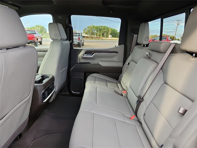 New 2026 GMC Sierra 1500 SLT w/ SLT Convenience Package image 8