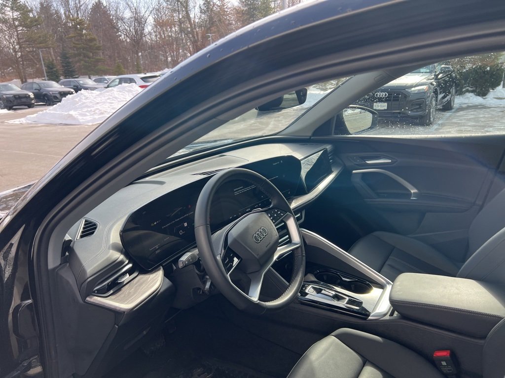 Certified 2025 Audi Q5 Premium image 53