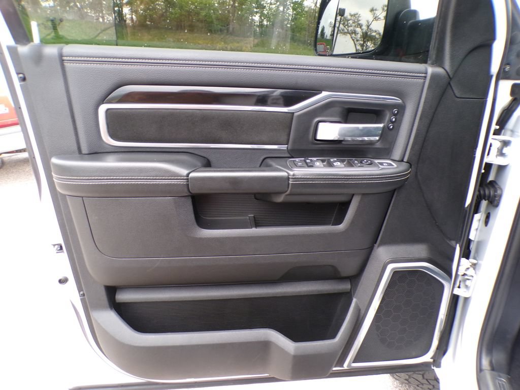 Used 2021 RAM 2500 Laramie w/ Night Edition AWD/4WD image 22