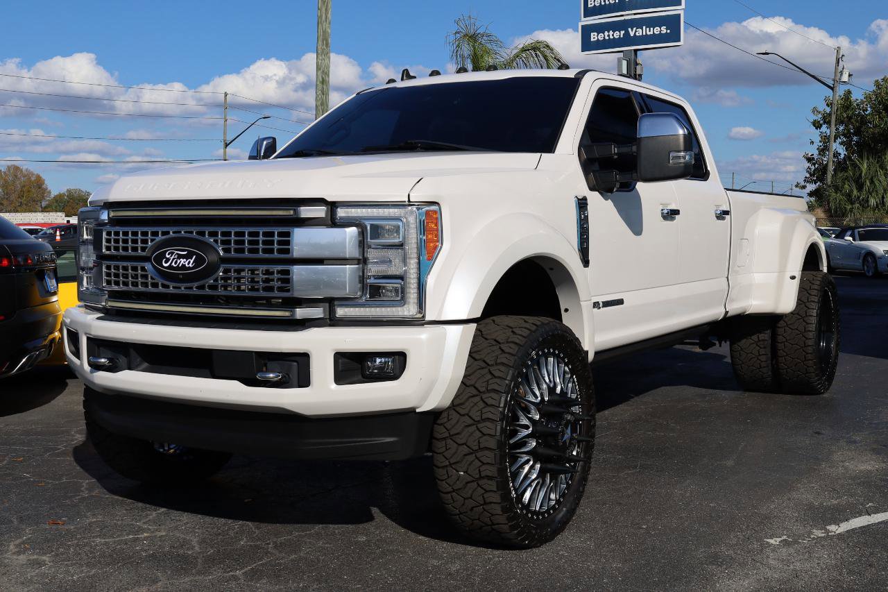 Used 2019 Ford F450 Platinum w/ Platinum Ultimate Package AWD/4WD image 2