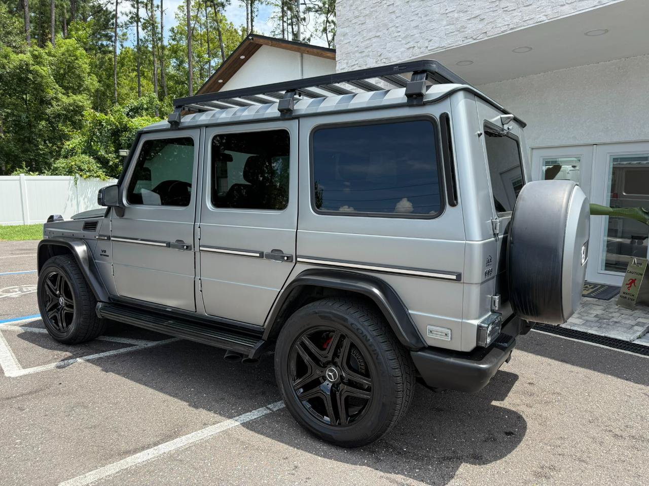 Used 2014 Mercedes-Benz G 63 AMG 4MATIC image 3