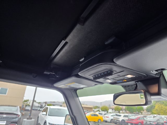 Used 2023 Ford Bronco Badlands AWD/4WD image 12