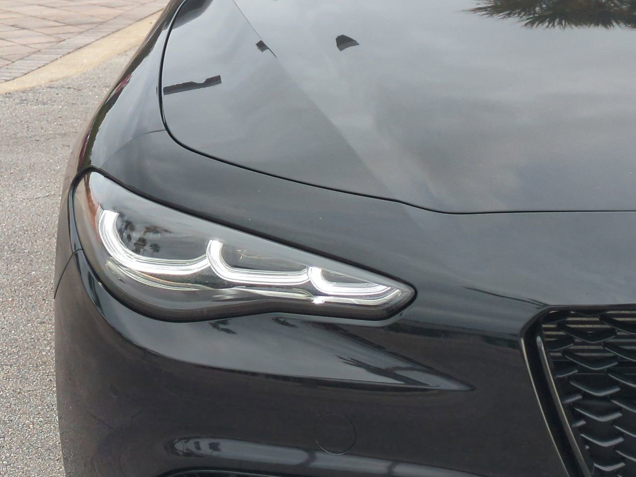 New 2025 Alfa Romeo Giulia w/ Driving Assist Package RWD image 9