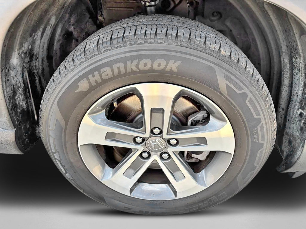 Used 2025 Honda Pilot EX-L image 9